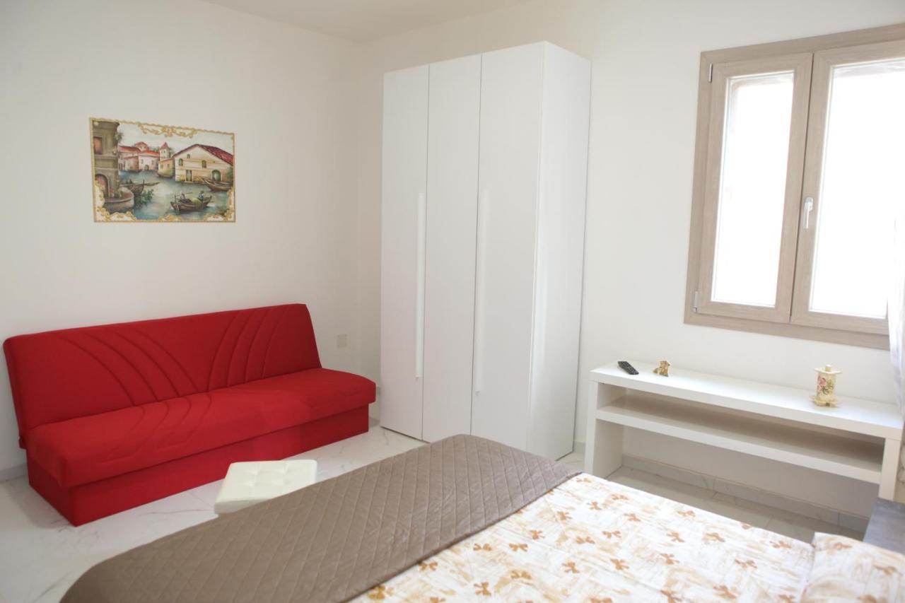 Lillo Camere-Vacanze Torre Lapillo Extérieur photo